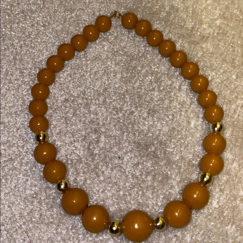 Vintage  Tan Glow beaded necklace